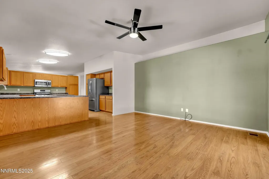 17507 Bear Lake Reno NV 89508