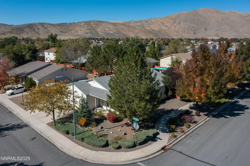 17507 Bear Lake Reno NV 89508