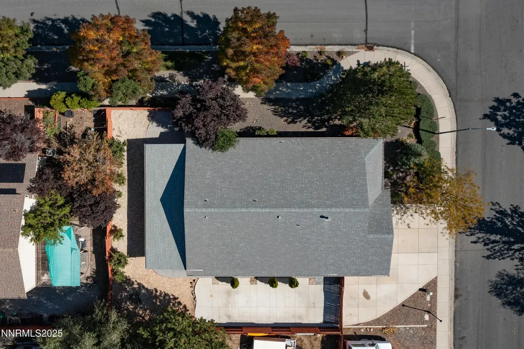 17507 Bear Lake Reno NV 89508