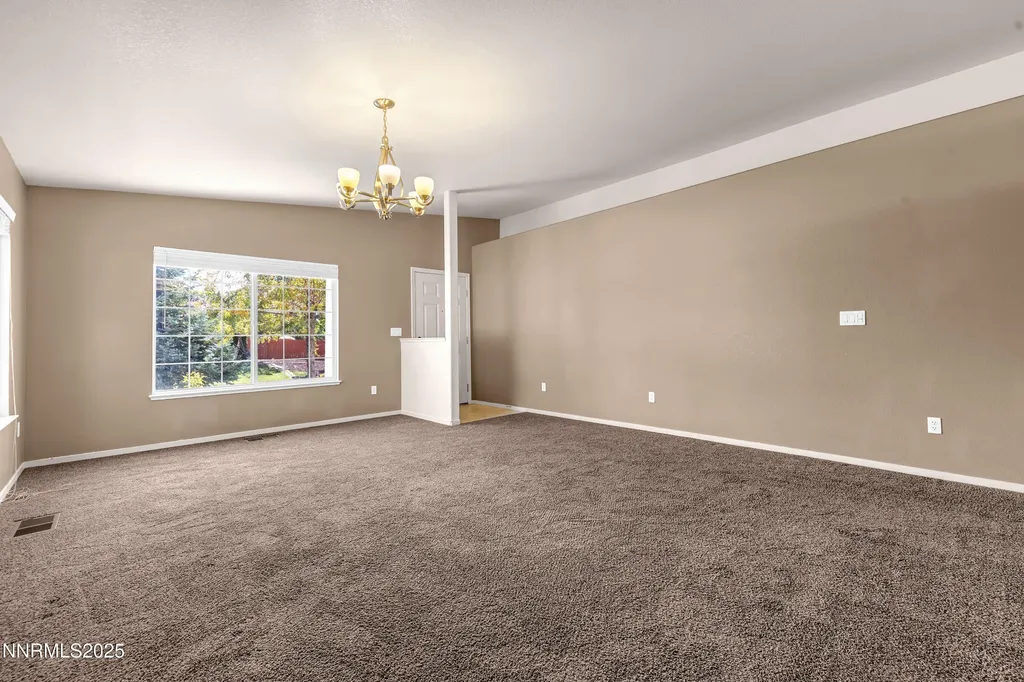 17507 Bear Lake Reno NV 89508