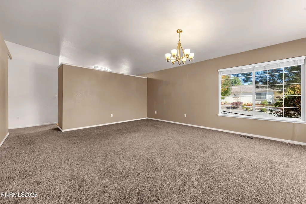 17507 Bear Lake Reno NV 89508