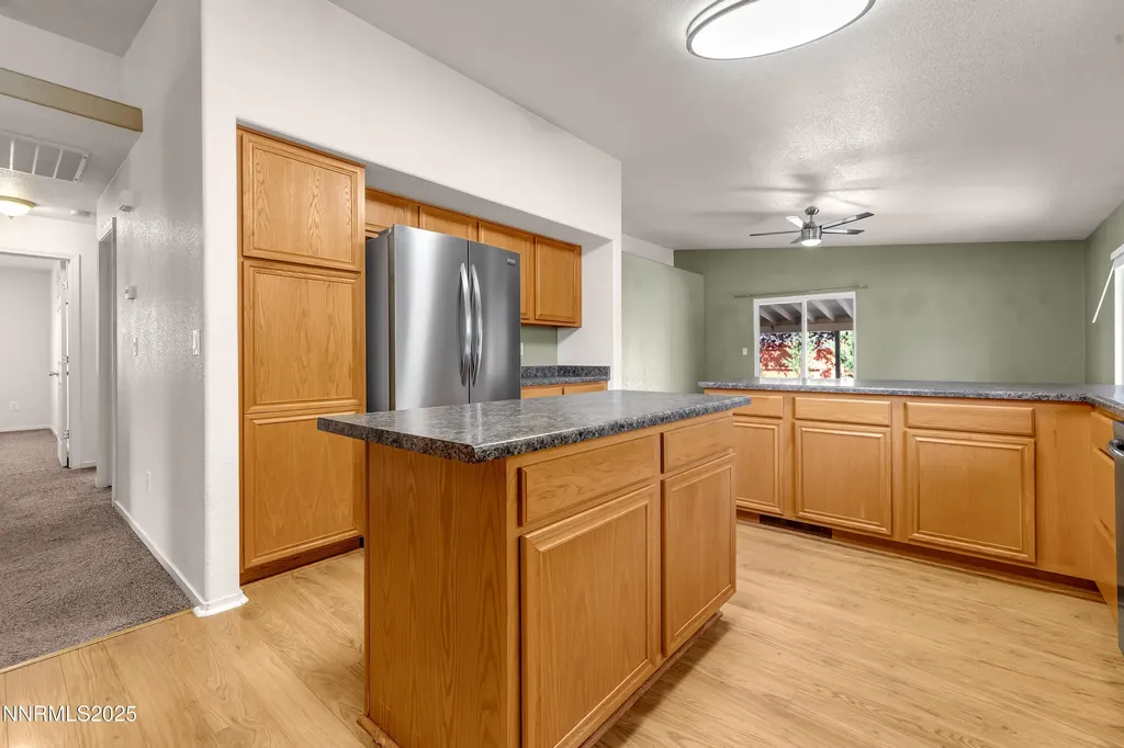 17507 Bear Lake Reno NV 89508