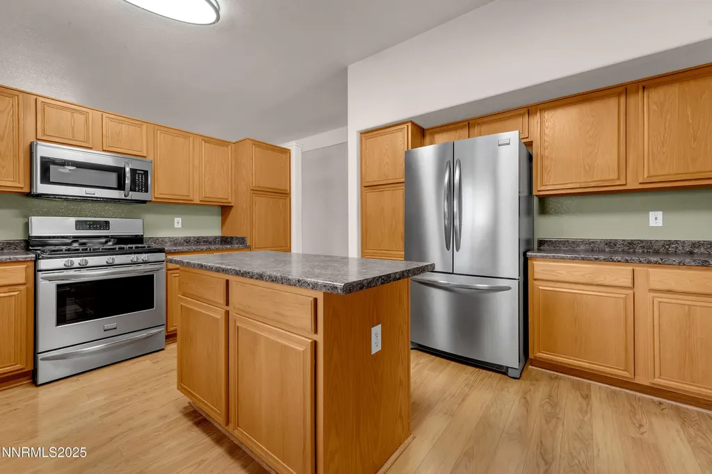 17507 Bear Lake Reno NV 89508