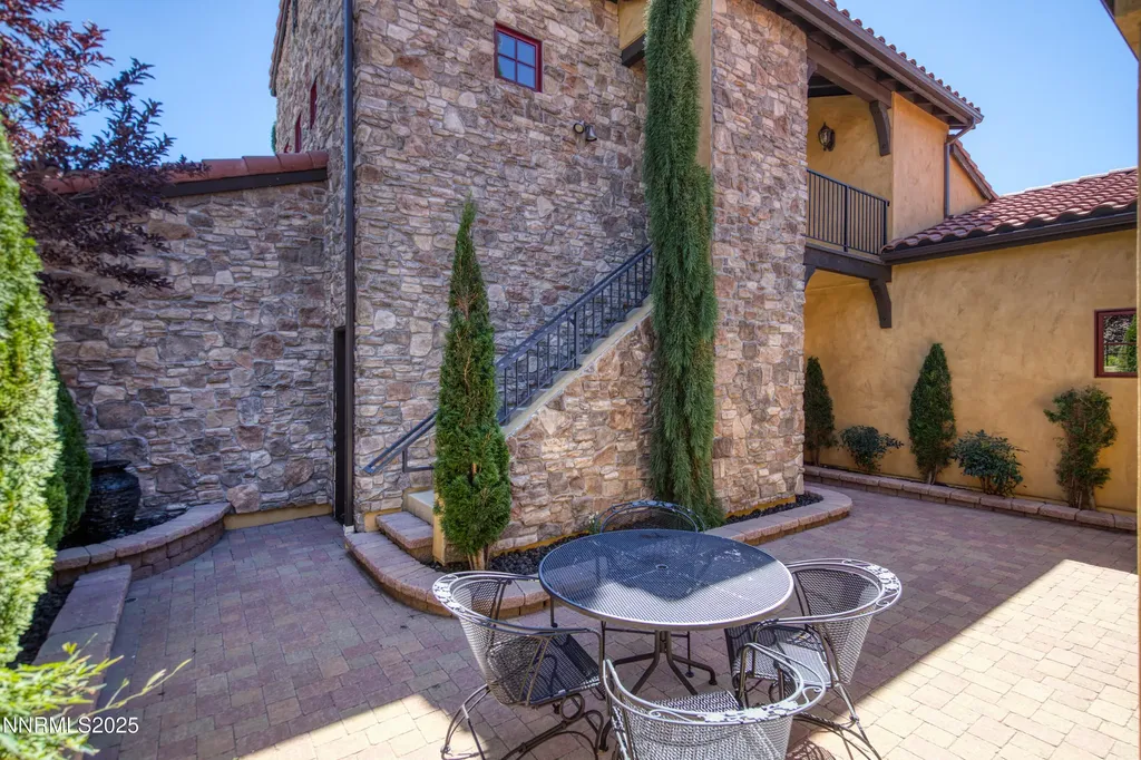 3166 Vista Favoloso Reno NV 89519