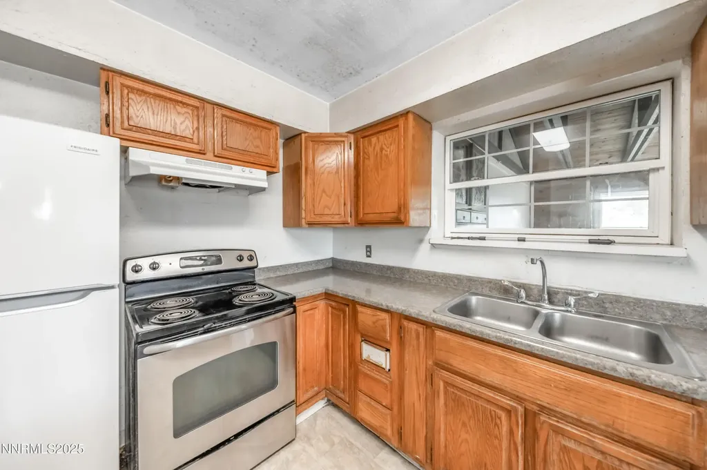 11890 Chesapeake Reno NV 89506