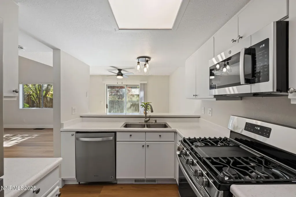 3221 Myles Sparks NV 89434