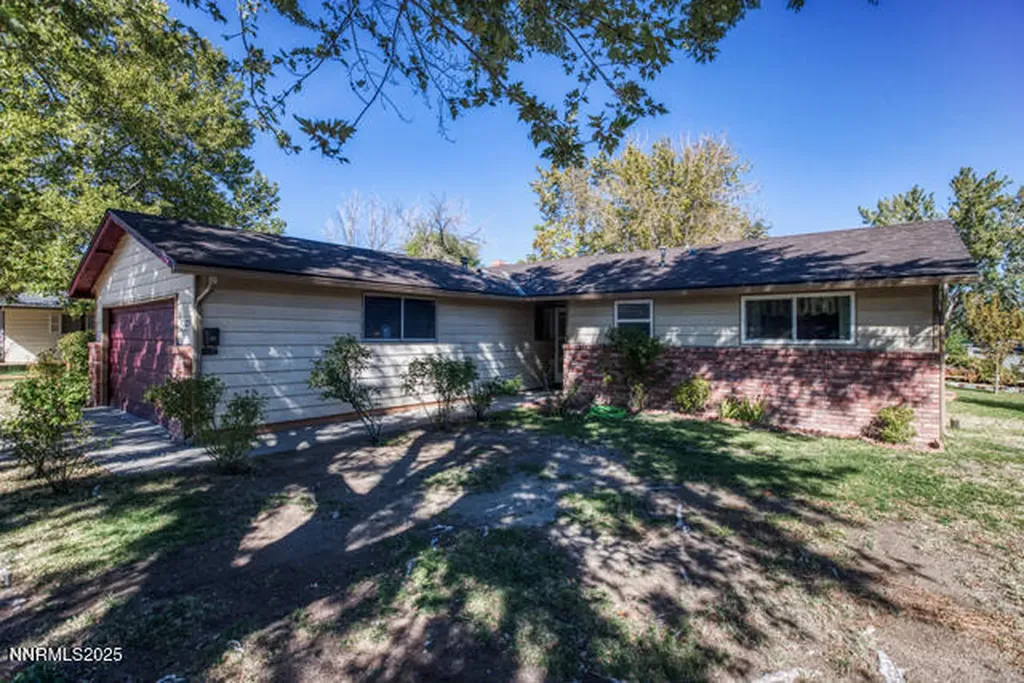 4225 Mira Loma Reno NV 89502