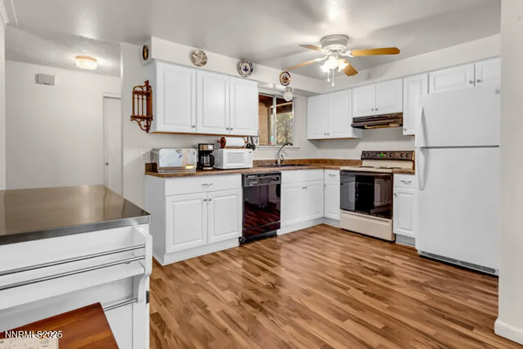 4225 Mira Loma Reno NV 89502