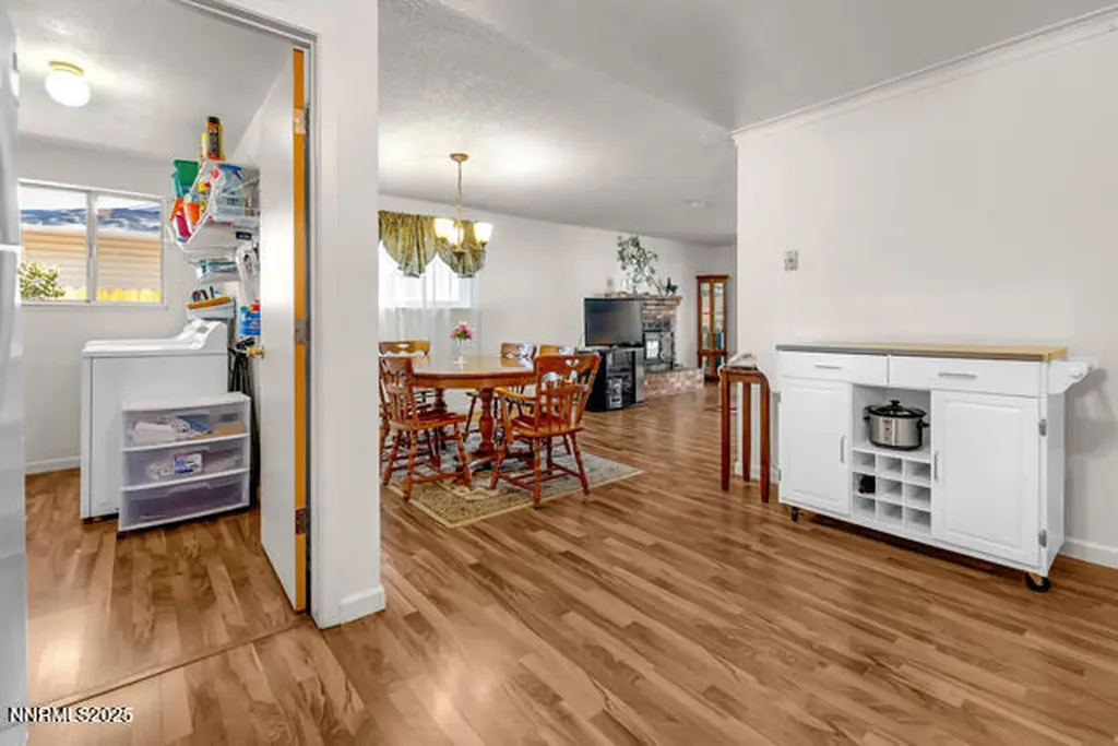 4225 Mira Loma Reno NV 89502