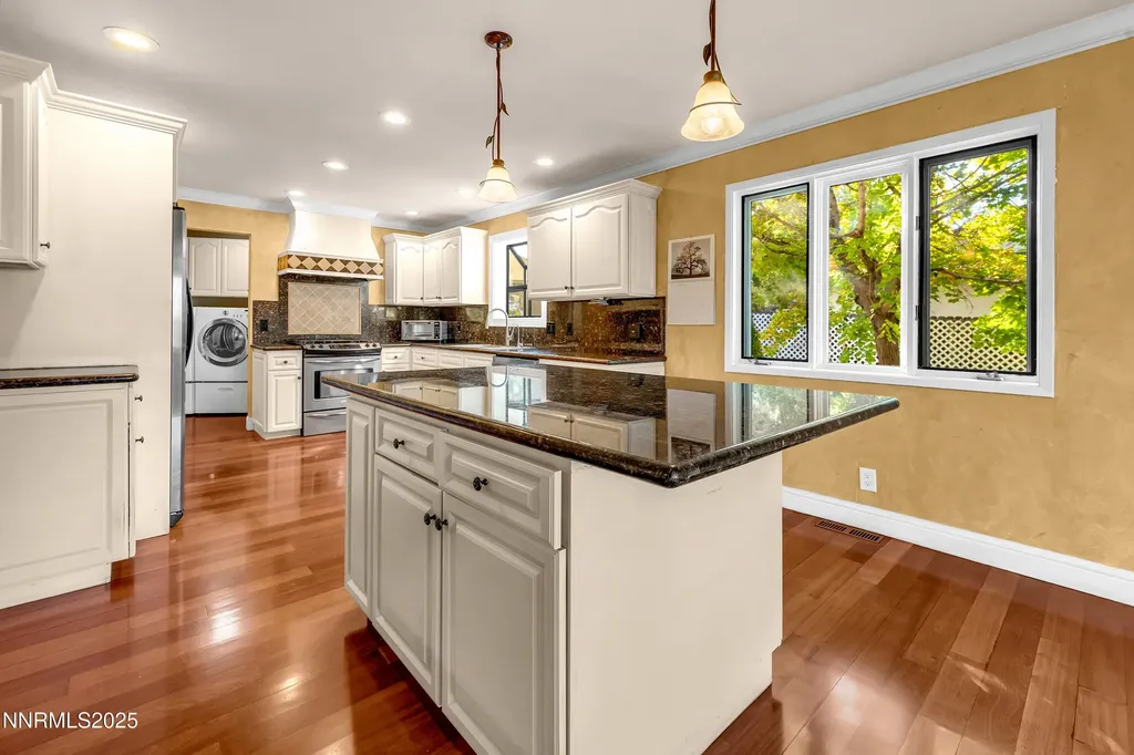 2835 Parkway Reno NV 89502