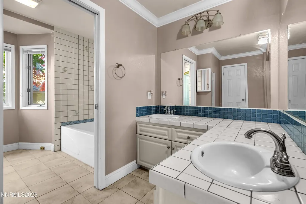 2835 Parkway Reno NV 89502