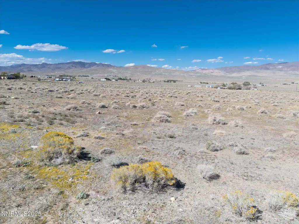 4810 Holmes Silver Springs NV 89429