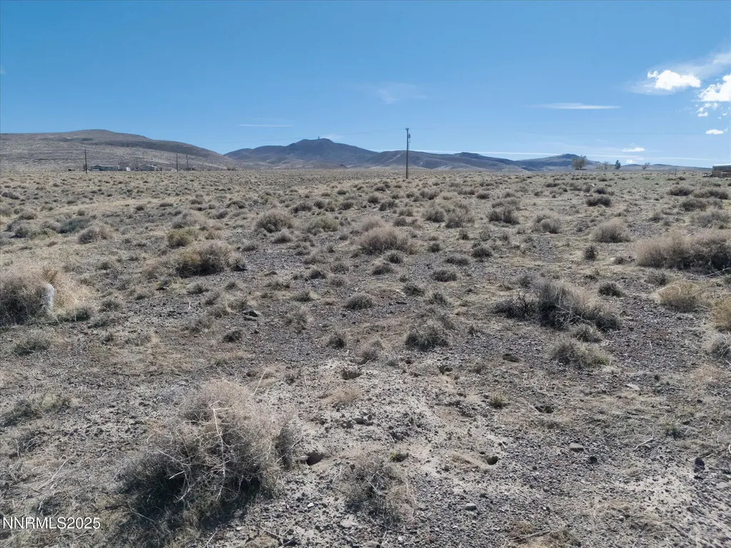 4810 Holmes Silver Springs NV 89429