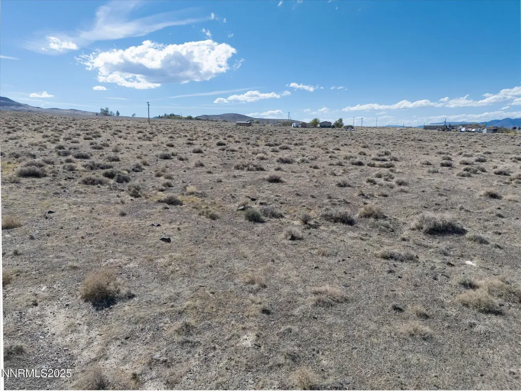4810 Holmes Silver Springs NV 89429