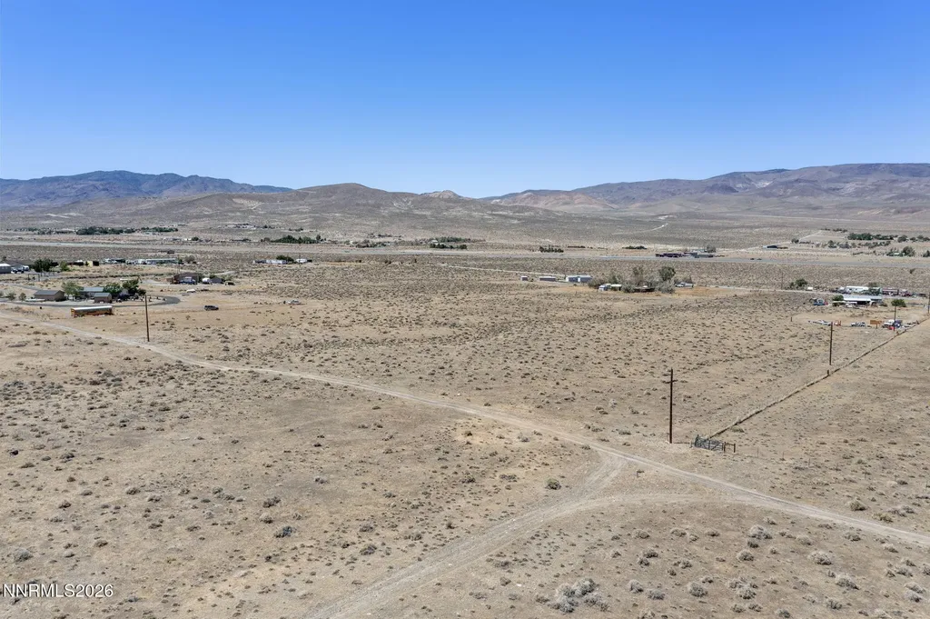 4810 Holmes Silver Springs NV 89429