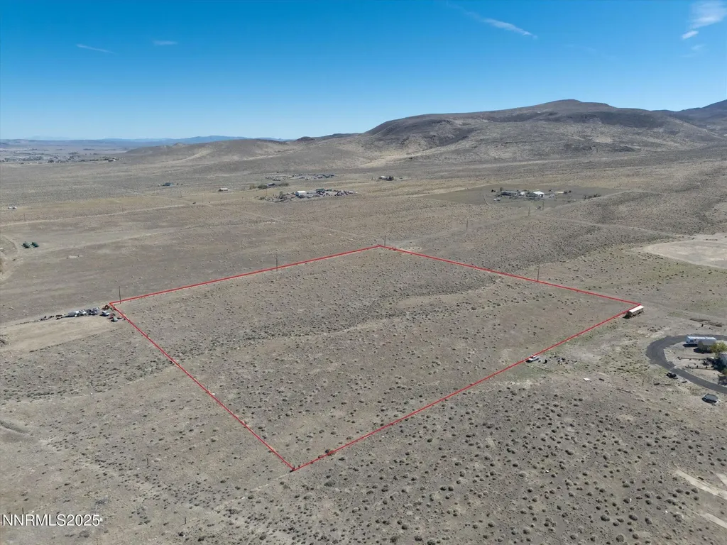 4810 Holmes Silver Springs NV 89429