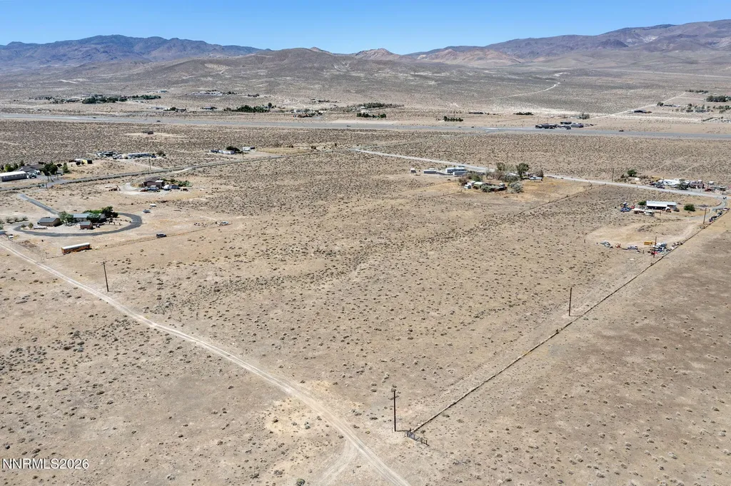 4810 Holmes Silver Springs NV 89429
