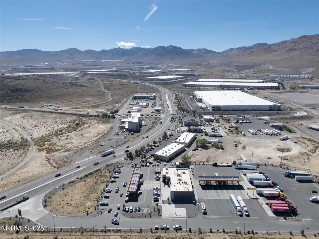 4810 Holmes Silver Springs NV 89429