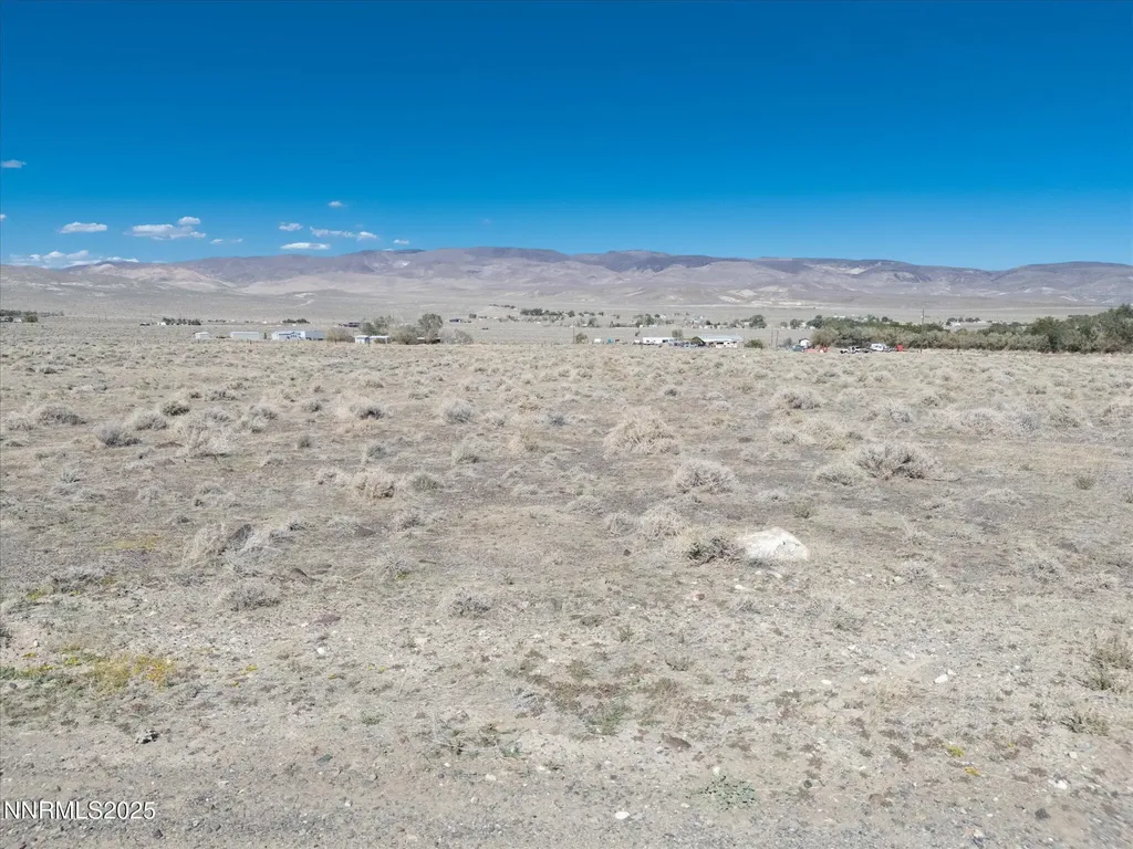 4810 Holmes Silver Springs NV 89429