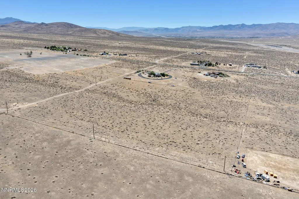 4810 Holmes Silver Springs NV 89429