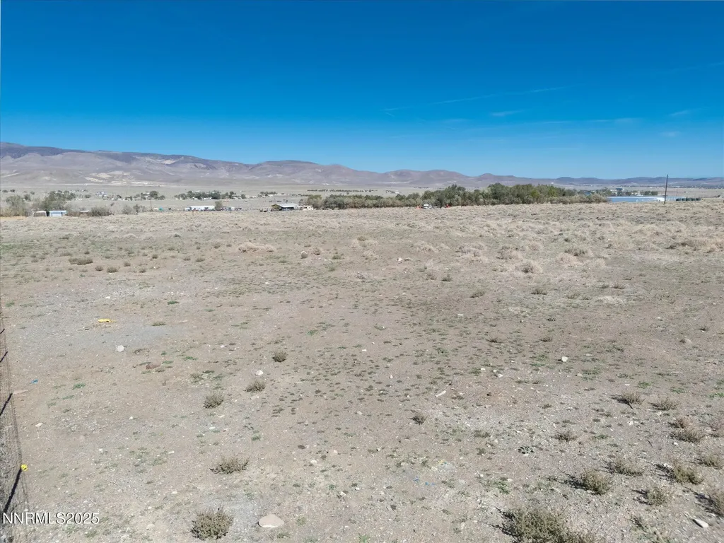 4810 Holmes Silver Springs NV 89429