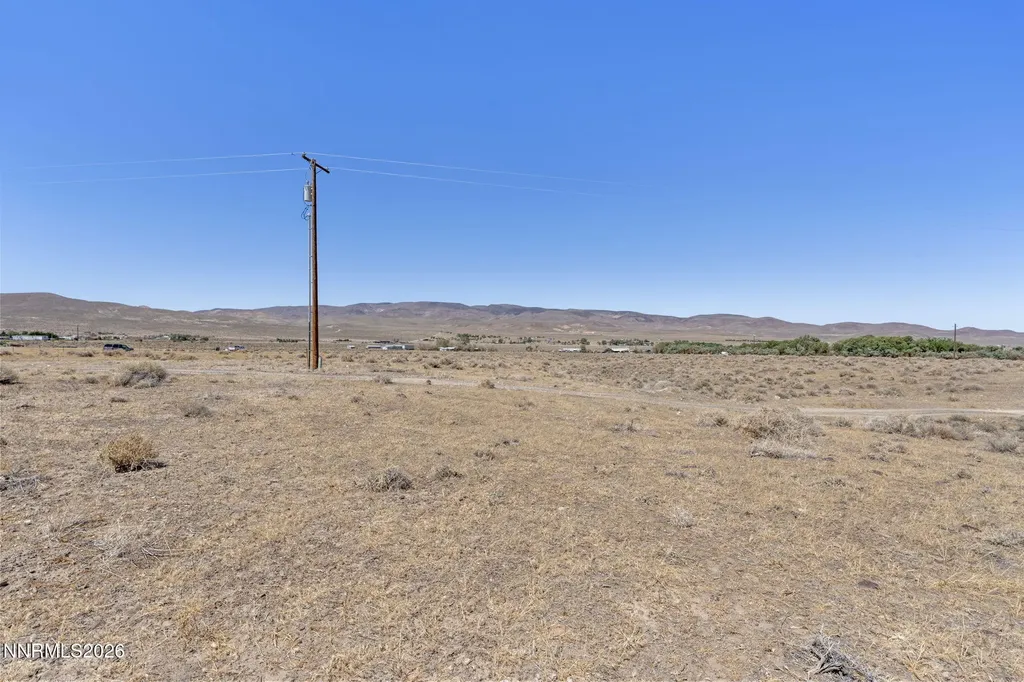 4810 Holmes Silver Springs NV 89429