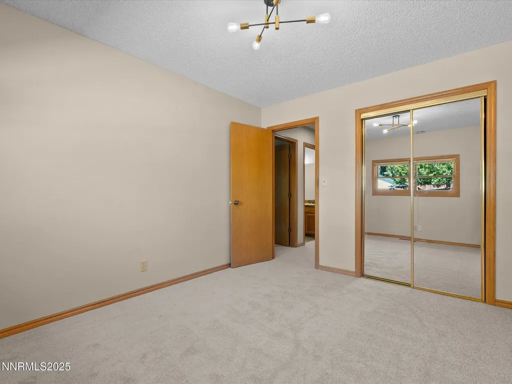 185 Lakeview Verdi NV 89439