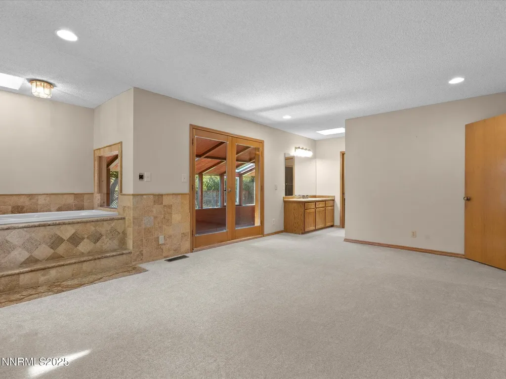 185 Lakeview Verdi NV 89439