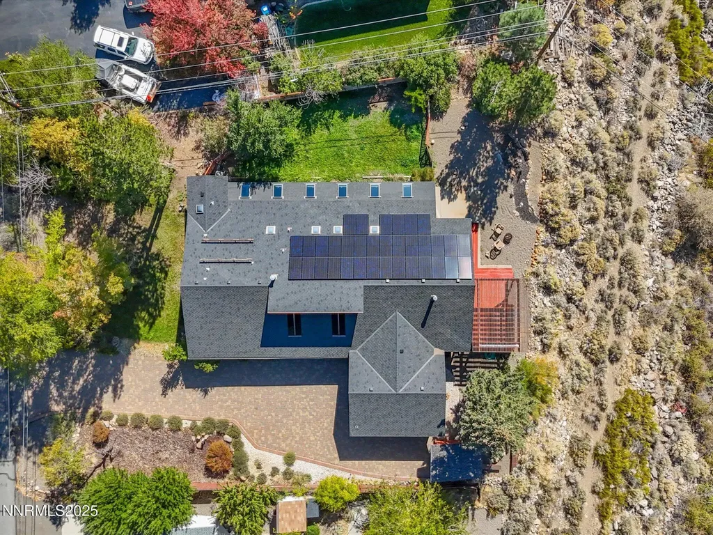 185 Lakeview Verdi NV 89439