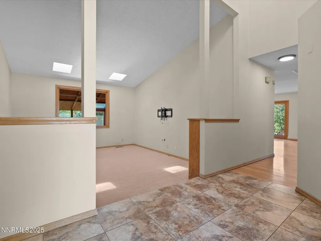 185 Lakeview Verdi NV 89439