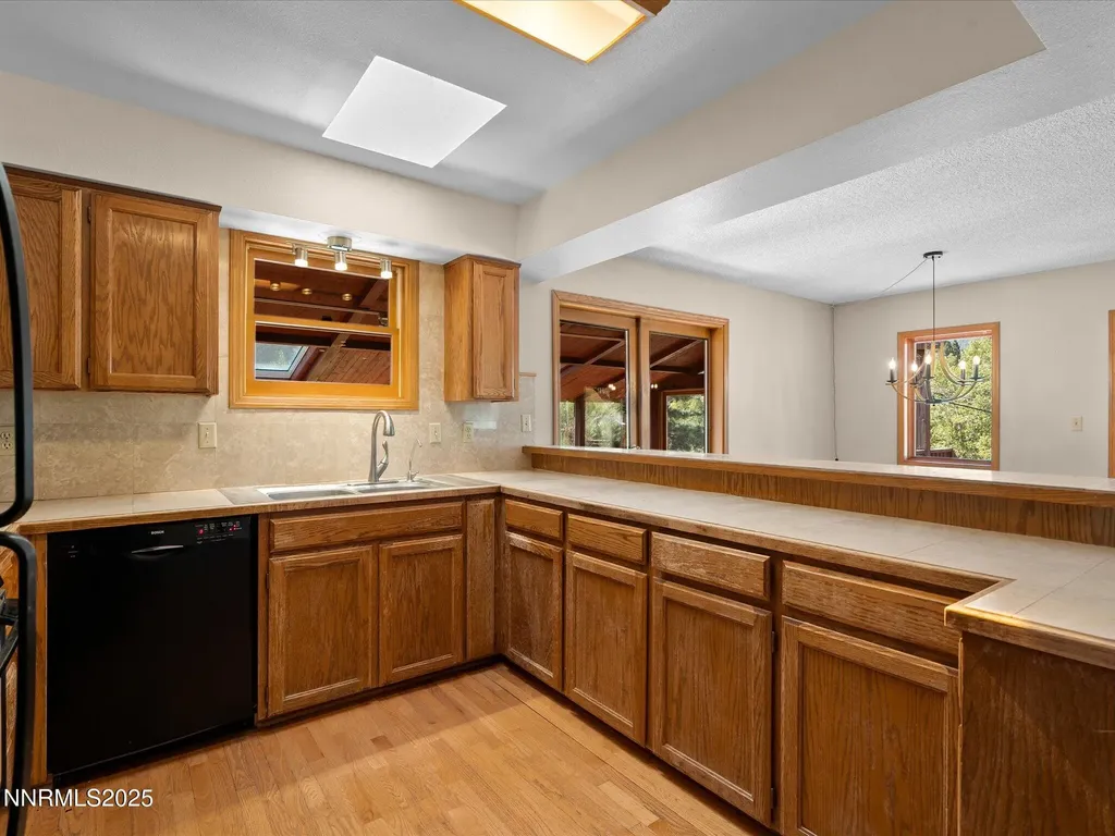 185 Lakeview Verdi NV 89439