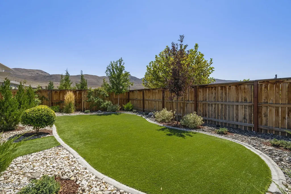 2890 Ethelinda Reno NV 89521
