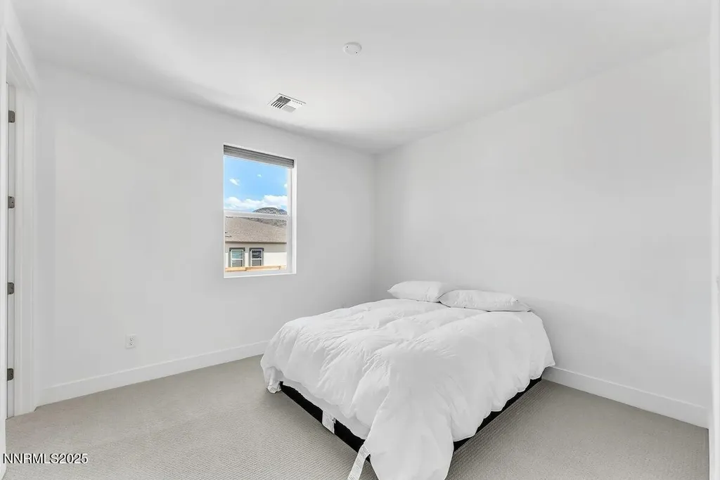 396 Pah Rah Ridge Sparks NV 89441