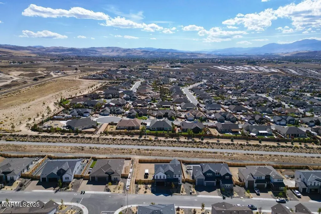 396 Pah Rah Ridge Sparks NV 89441