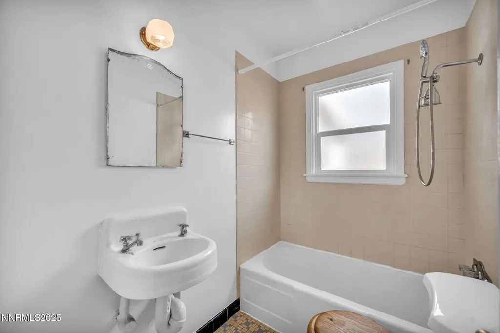 345 Taylor Reno NV 89509