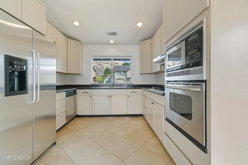 2740 Scottsdale Reno NV 89512