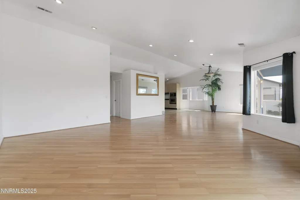 2740 Scottsdale Reno NV 89512