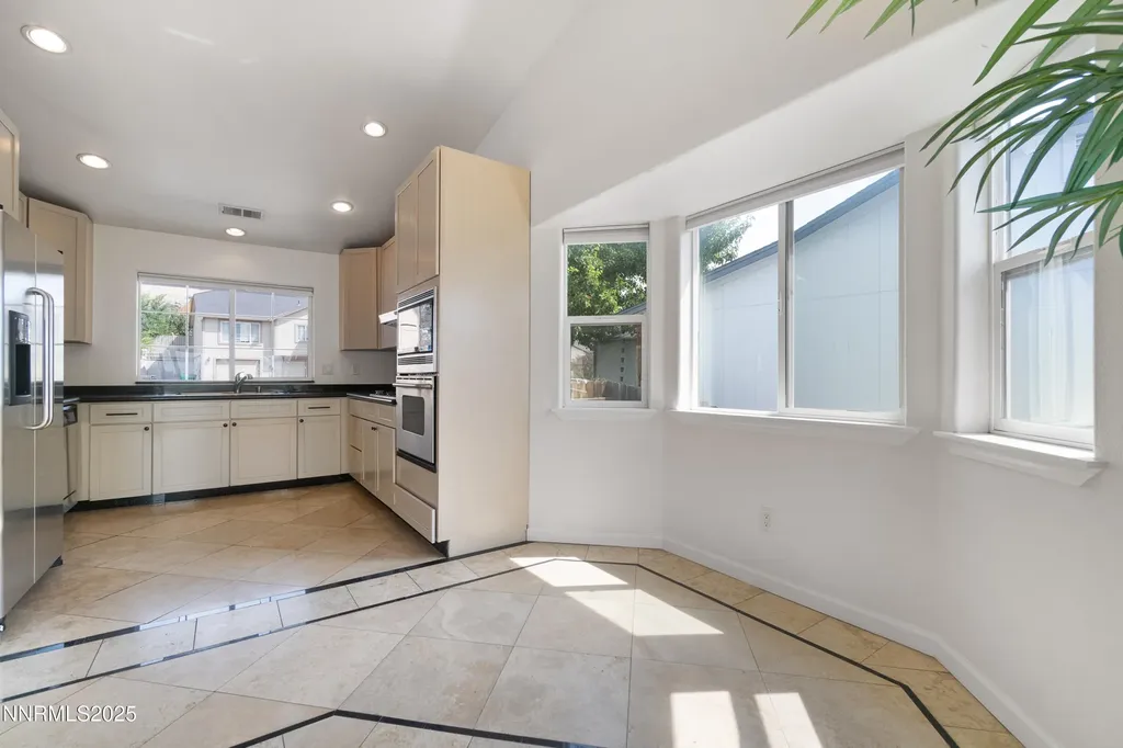 2740 Scottsdale Reno NV 89512