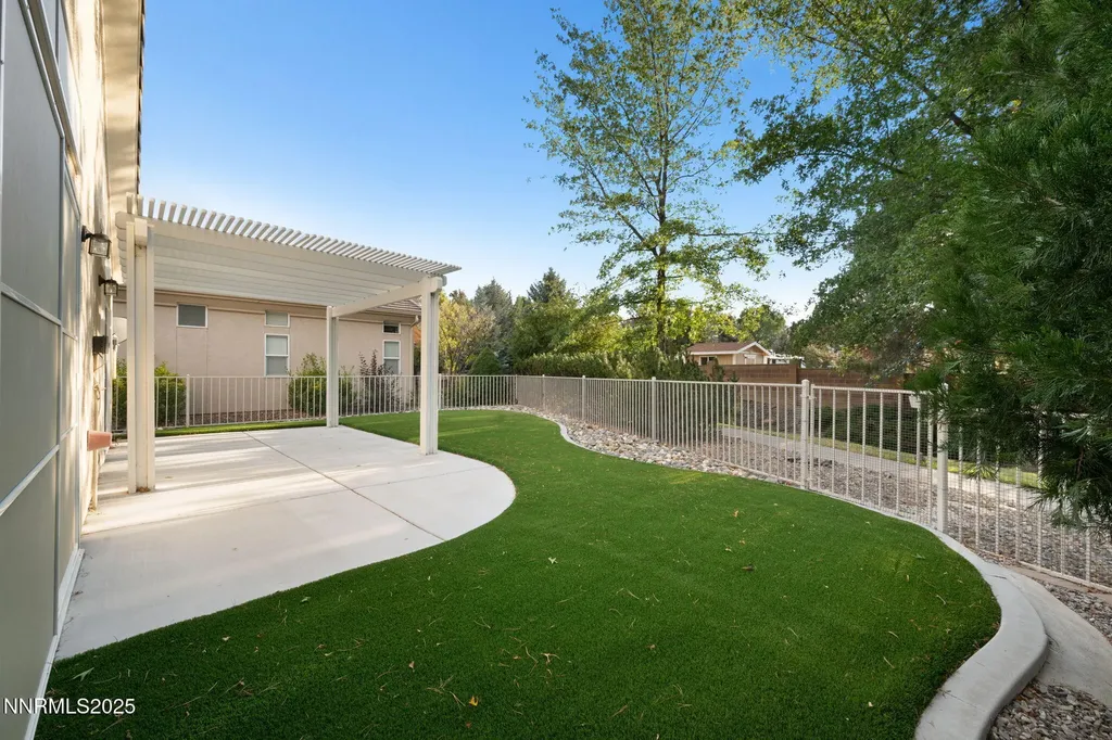 476 Sierra Leaf Reno NV 89511