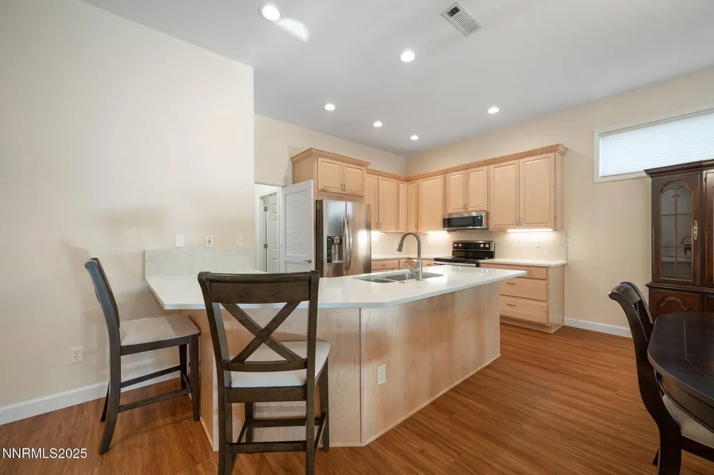 476 Sierra Leaf Reno NV 89511