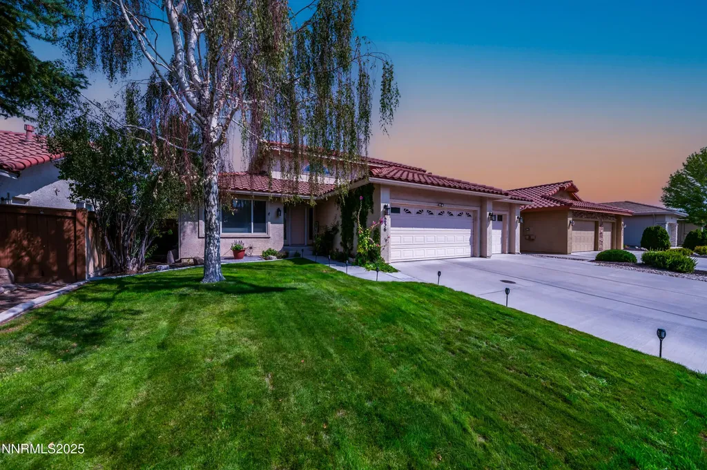 236 La Costa Dayton NV 89403
