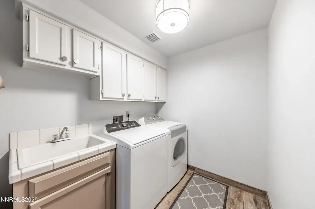 236 La Costa Dayton NV 89403