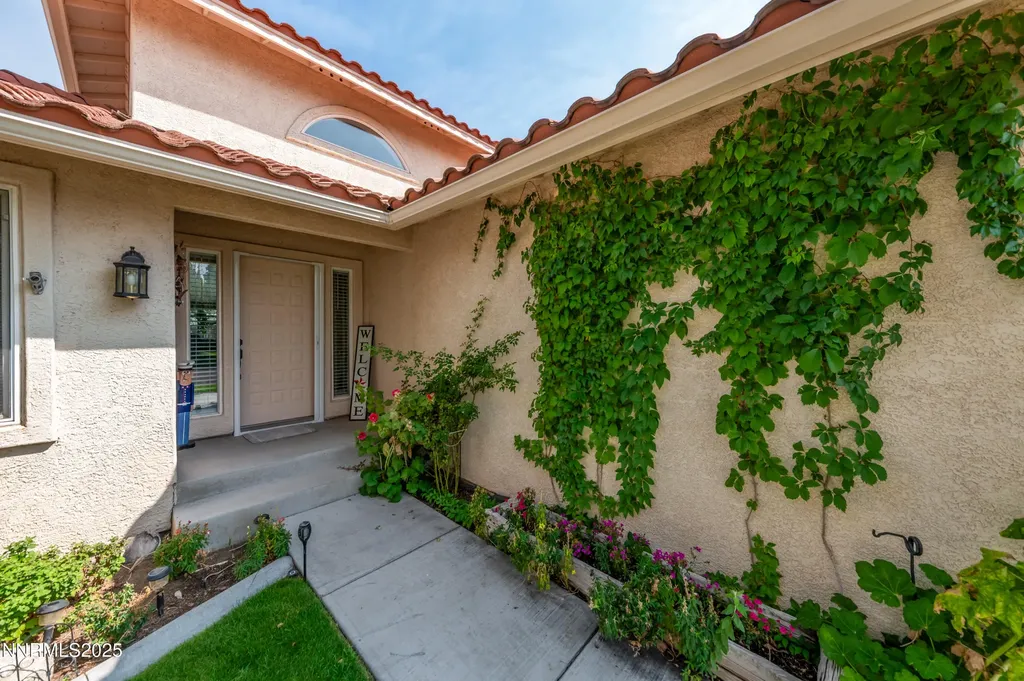 236 La Costa Dayton NV 89403