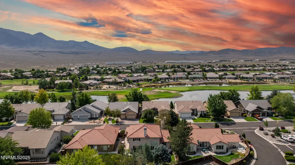236 La Costa Dayton NV 89403
