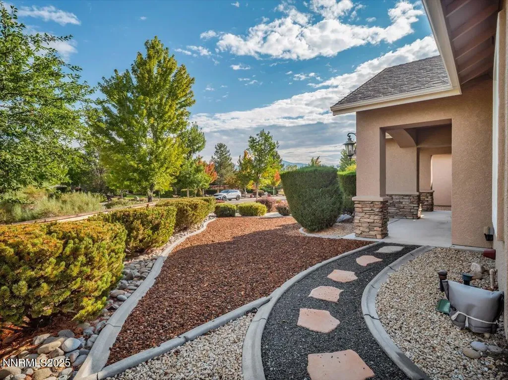1124 Fork Minden NV 89423