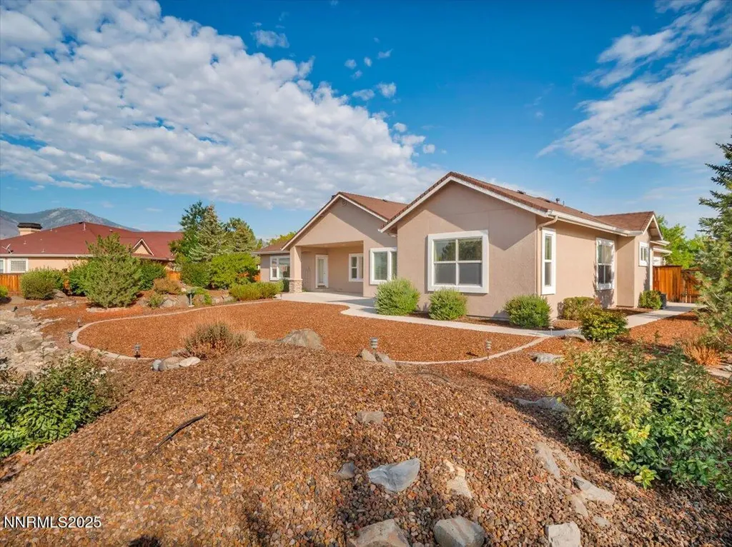 1124 Fork Minden NV 89423