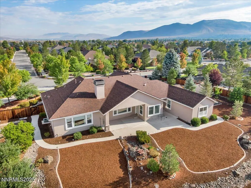 1124 Fork Minden NV 89423