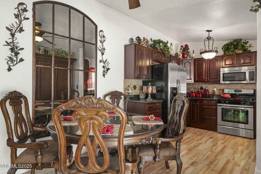 1044 Glen Martin Sparks NV 89434