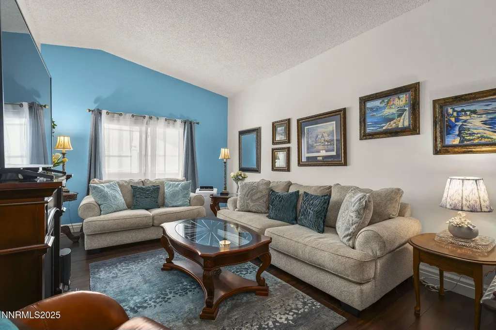 1044 Glen Martin Sparks NV 89434