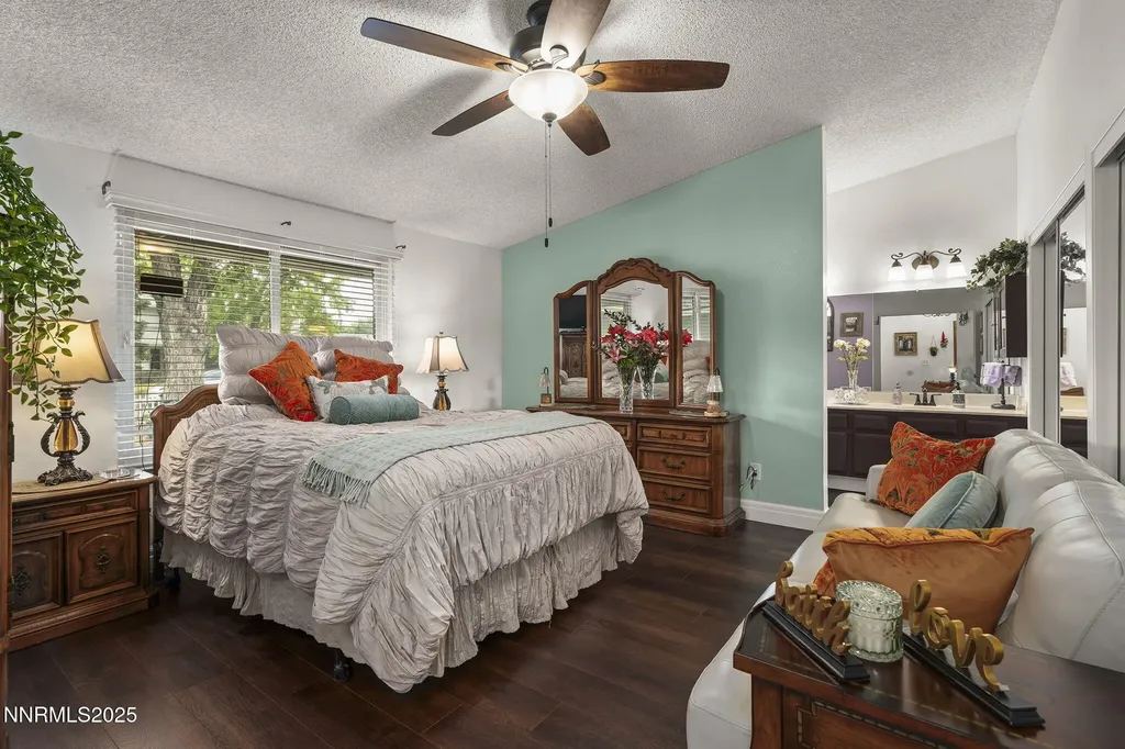 1044 Glen Martin Sparks NV 89434